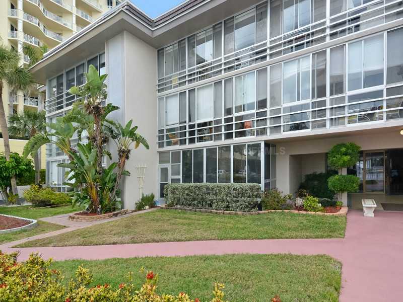 Property Photo: 2100 Benjamin Franklin Drive 107 FL 34236