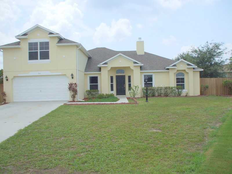 Property Photo:  705 Hackberry Court  FL 32725 