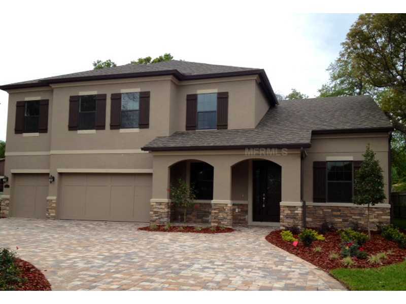 Property Photo:  3605 E Tampa Circle  FL 33629 