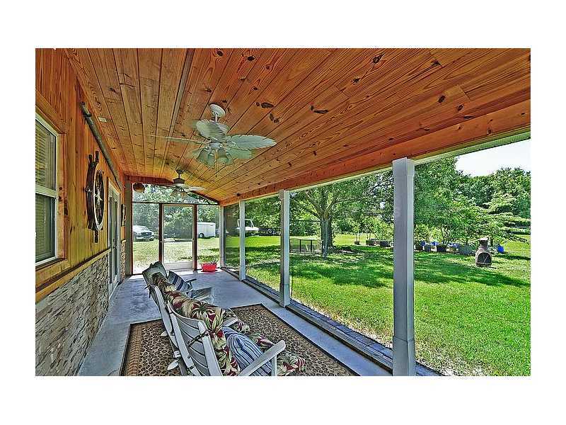 Property Photo: 5700 32nd Avenue E FL 34208