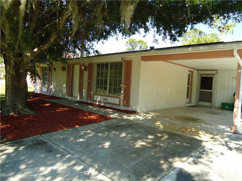 Property Photo:  5301 Norlander Drive  FL 33981 