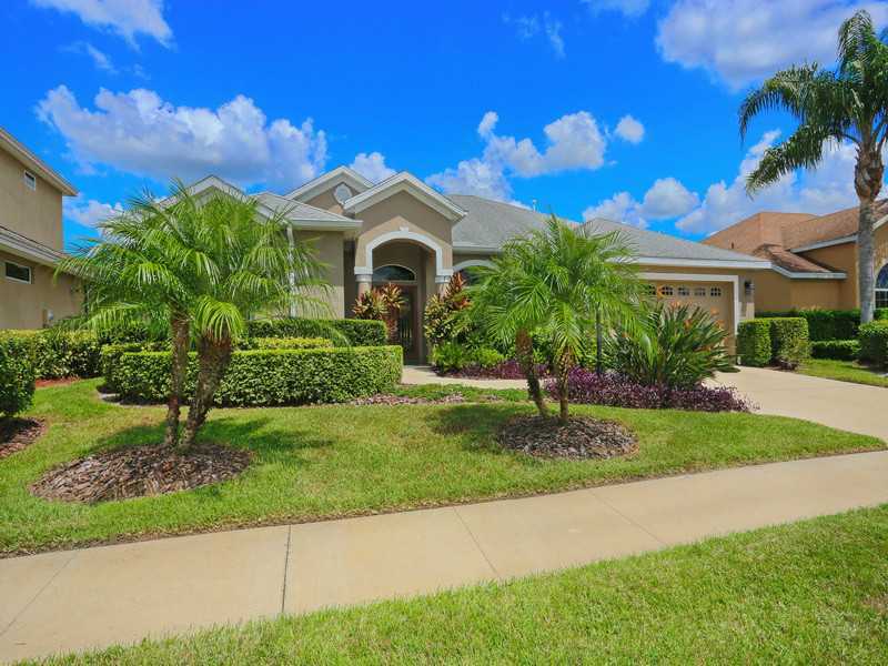 Property Photo:  10543 Old Grove Circle  FL 34212 