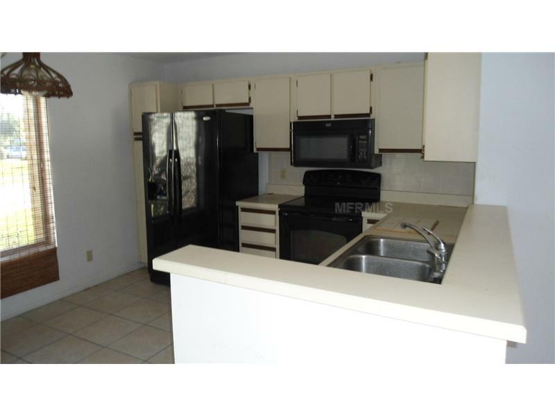 Property Photo:  1002 Gwyn Circle  FL 32765 