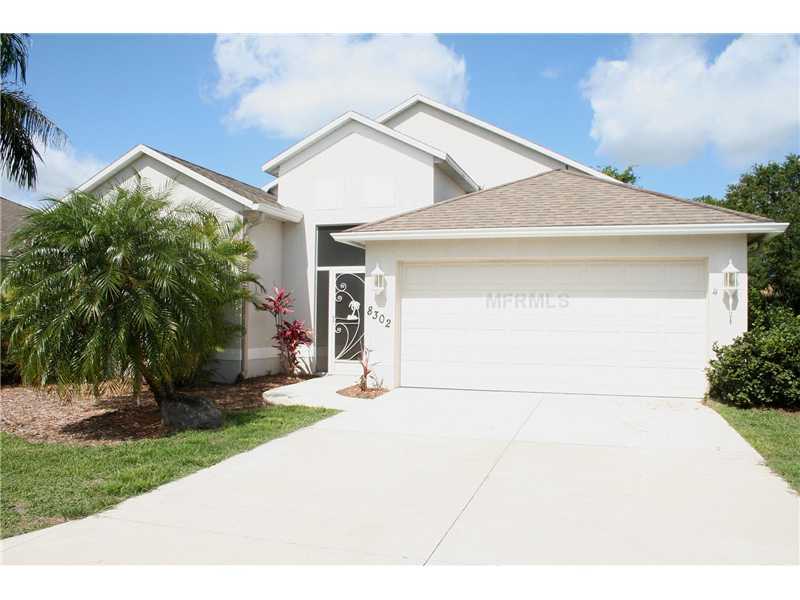 Property Photo:  8302 47th Street Circle E  FL 34221 