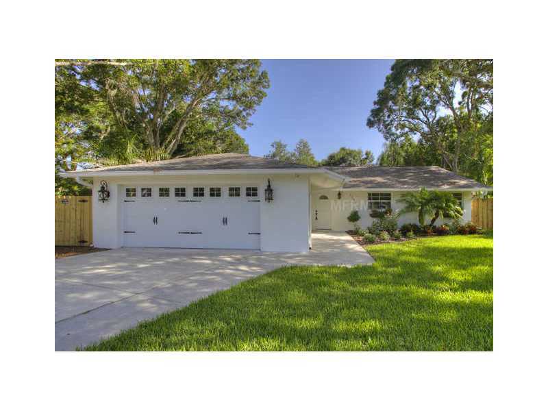 Property Photo:  1750 Alta Vista Street  FL 34236 