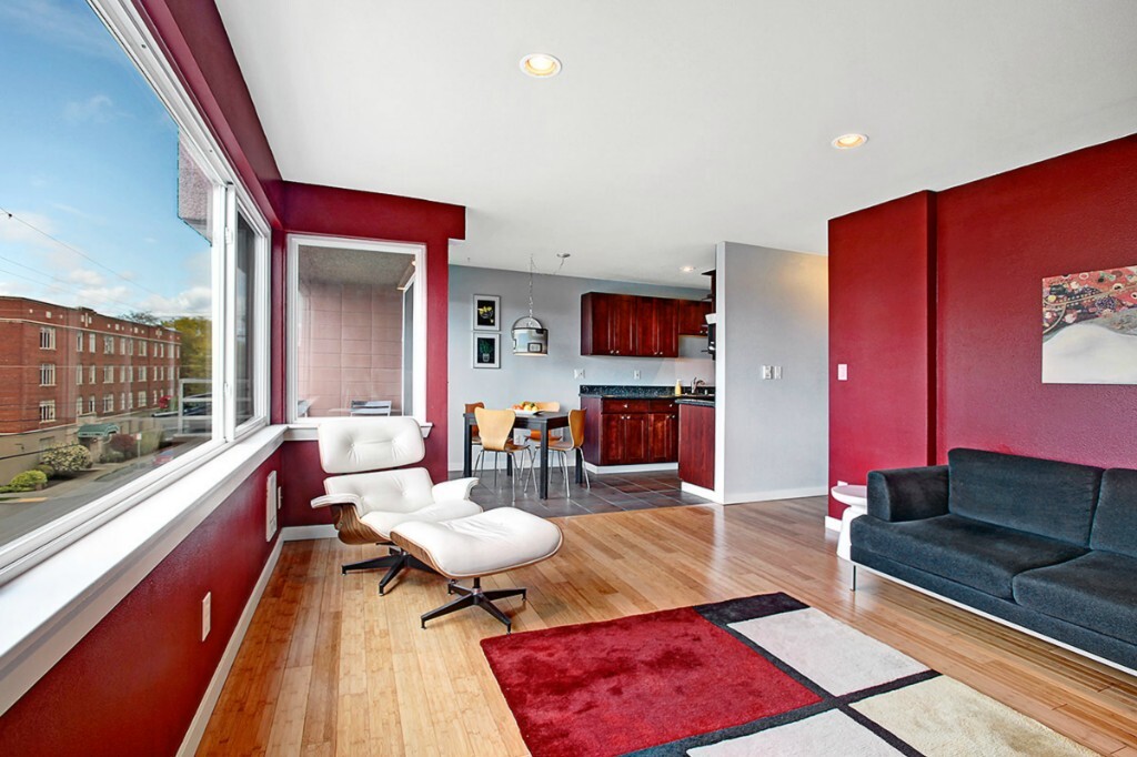 Property Photo:  705 E Republican St 304  WA 98102 