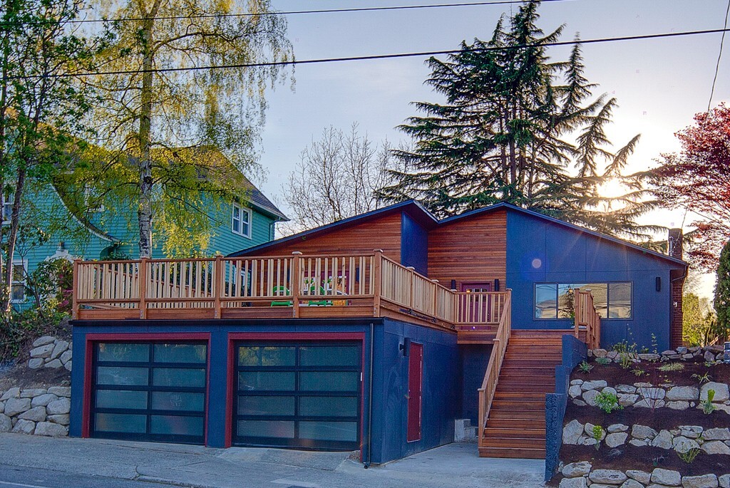 Property Photo:  1615 34th Ave  WA 98122 