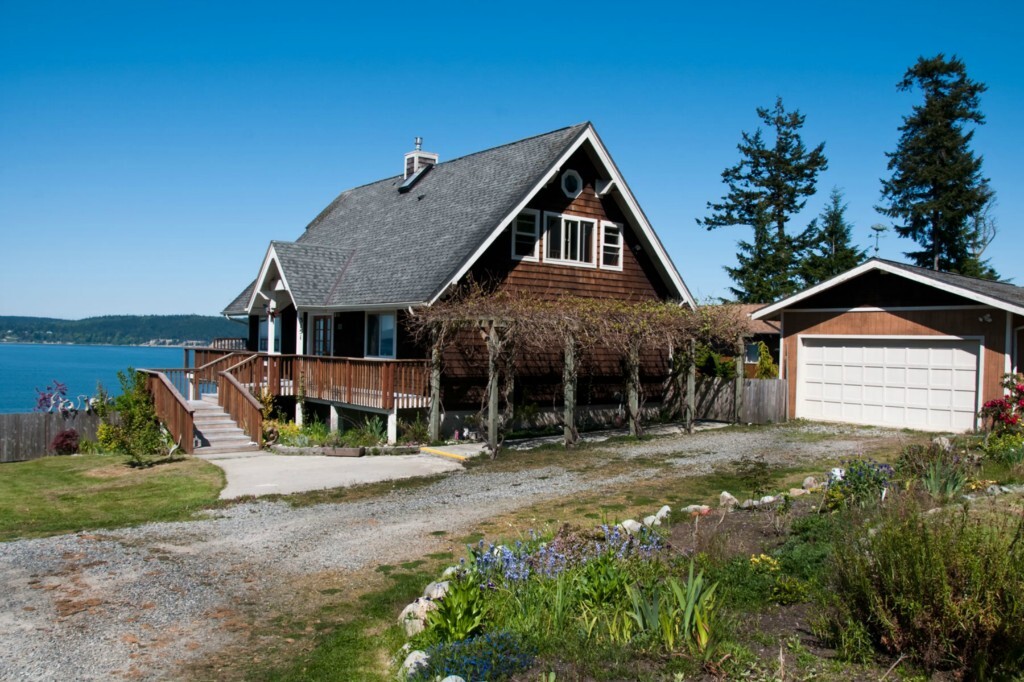 Property Photo: 3151 Saratoga Rd WA 98260