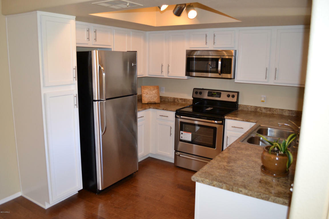 Property Photo:  9990 N Scottsdale Road 1025  AZ 85253 