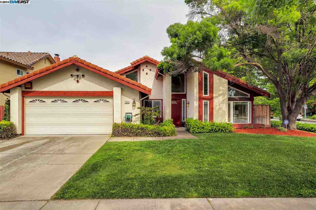 Property Photo: 33140 Falcon Dr CA 94555