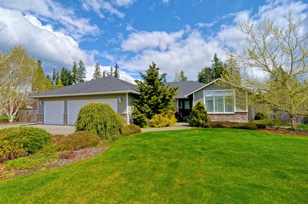 Property Photo:  10019 169th Drive NE  WA 98252 