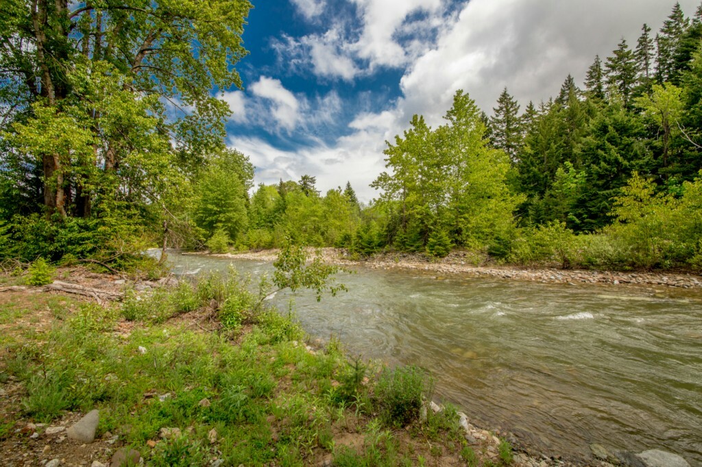 Property Photo:  270 Sunshine Wy  WA 98922 