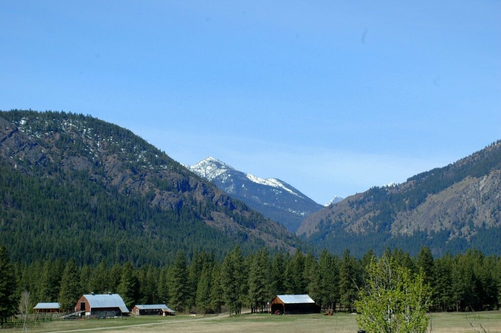 Property Photo:  66 Chechaquo Ranch Rd  WA 98833 