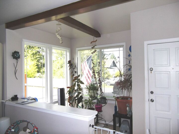 Property Photo:  514 S 37th St  WA 98418 