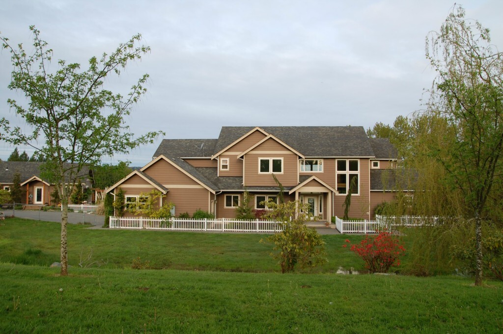 Property Photo:  12409 133rd Place SE  WA 98290 