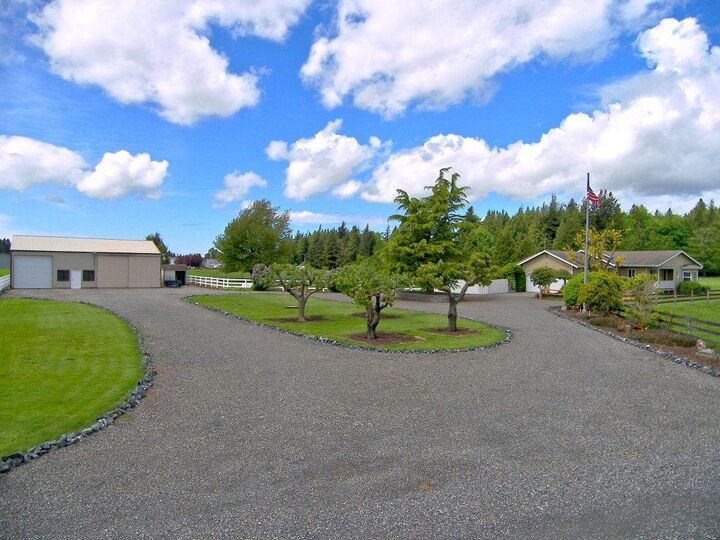 Property Photo:  840 W Smith Rd  WA 98226 