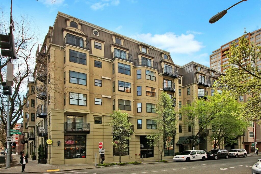 Property Photo:  425 Vine 412  WA 98121 