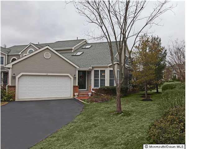 Property Photo:  124 Silvermist Court  NJ 07739 