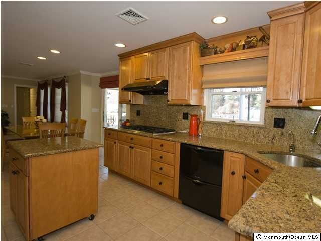 Property Photo:  44 St Lawrence Way  NJ 07746 