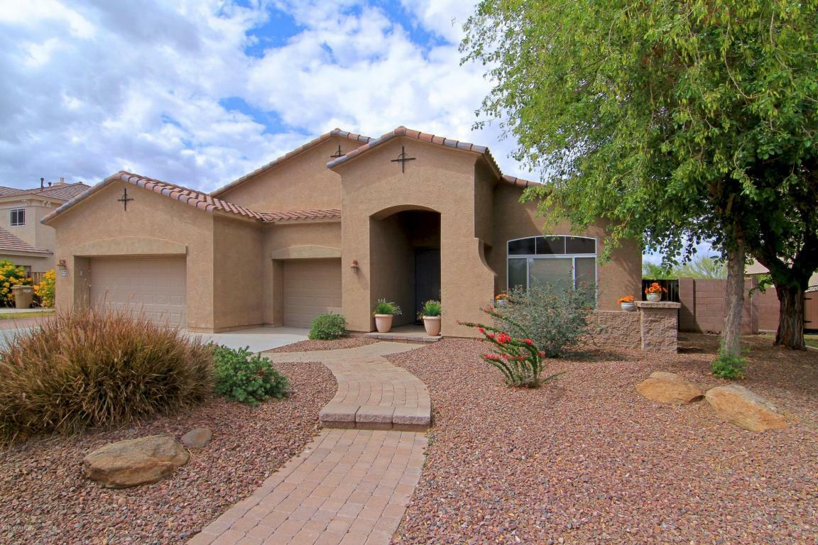 Property Photo:  9736 W Black Hill Road  AZ 85383 