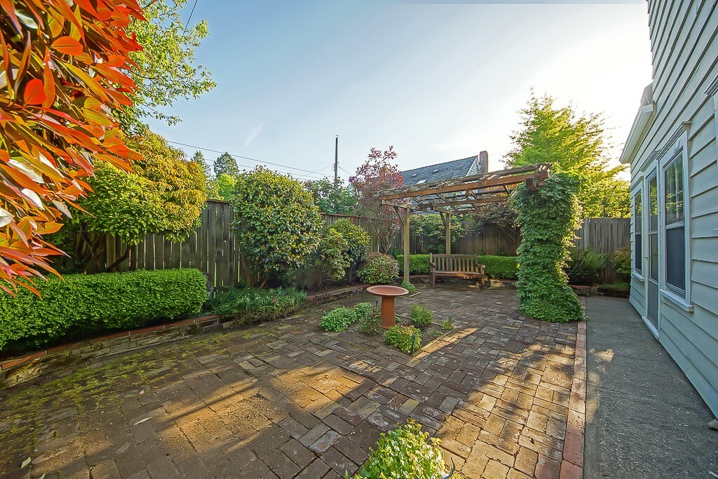 Property Photo: 3318 N 28th St WA 98407