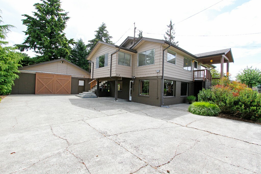 Property Photo:  2116 High Ave NE  WA 98056 