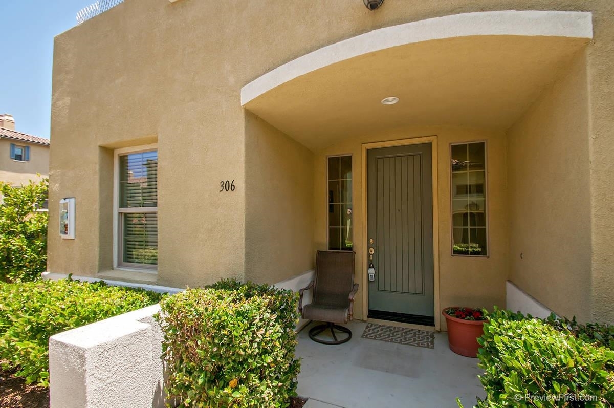 Property Photo:  306 Bishop Dr  CA 92078 