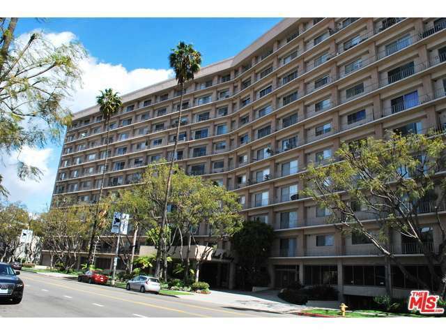 Property Photo: 100 S Doheny Dr 703 CA 90048