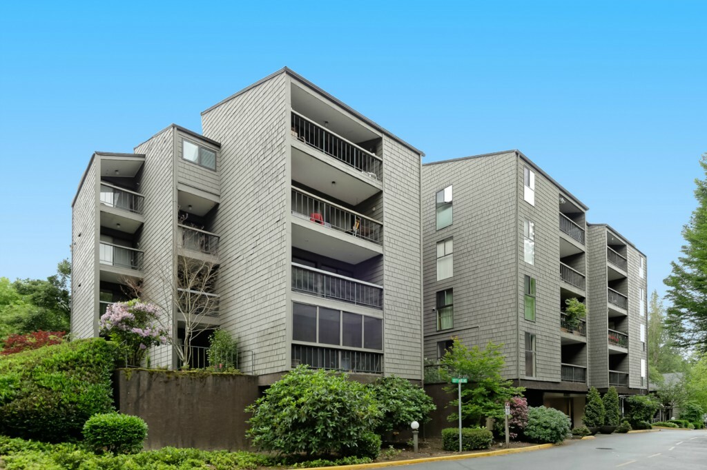 Property Photo: 6448 138th Ave NE 353 WA 98052