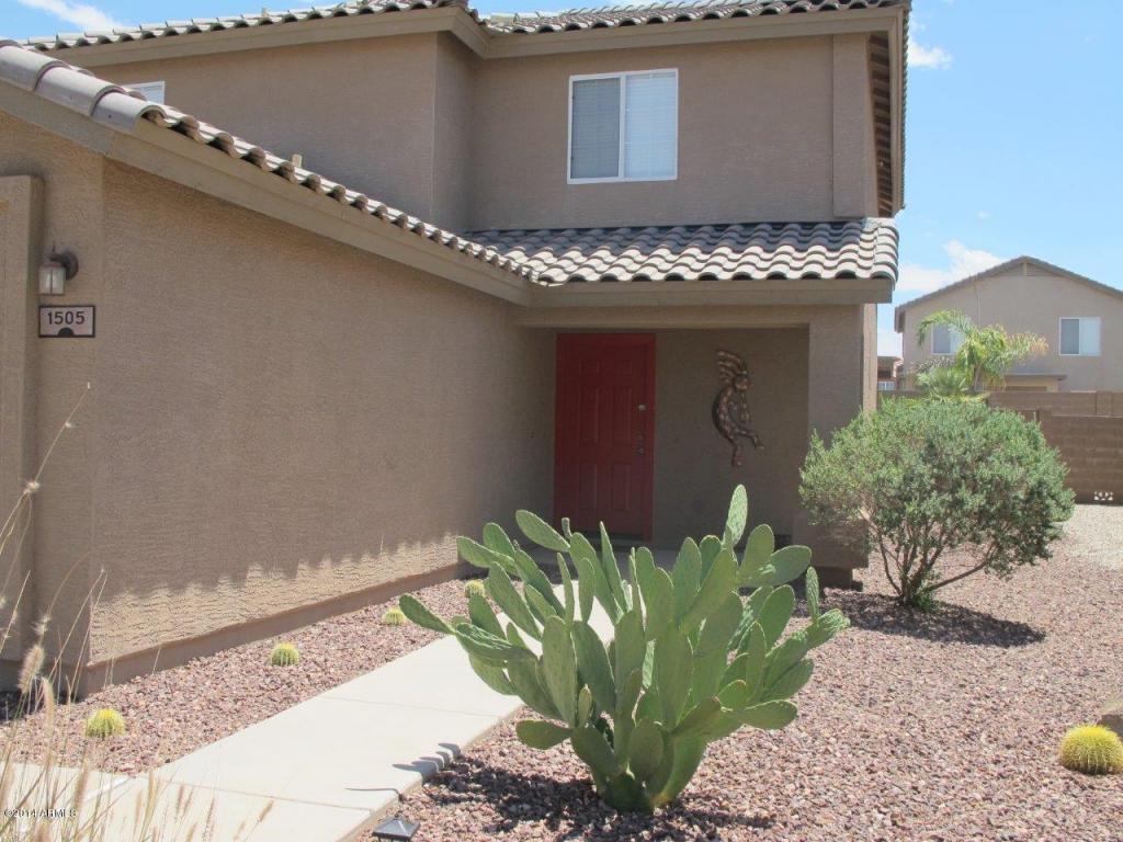 Property Photo: 1505 E Stirrup Lane AZ 85143