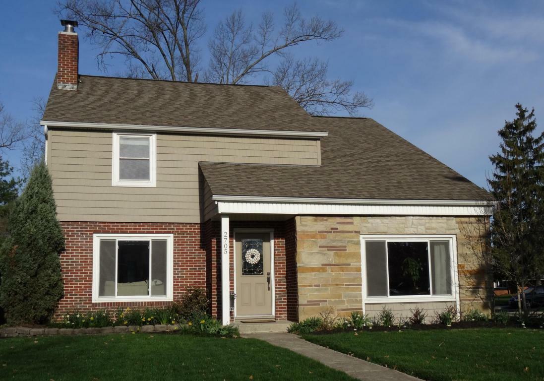 Property Photo: 2705 Andover Road OH 43221