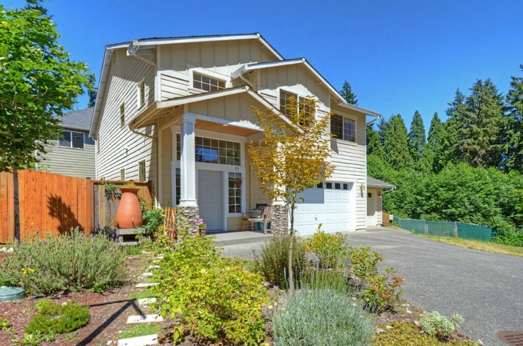 Property Photo:  13624 NE 202nd St  WA 98072 