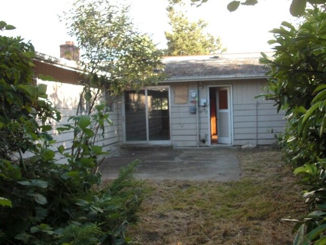 Property Photo: 1325 S 84th St WA 98444