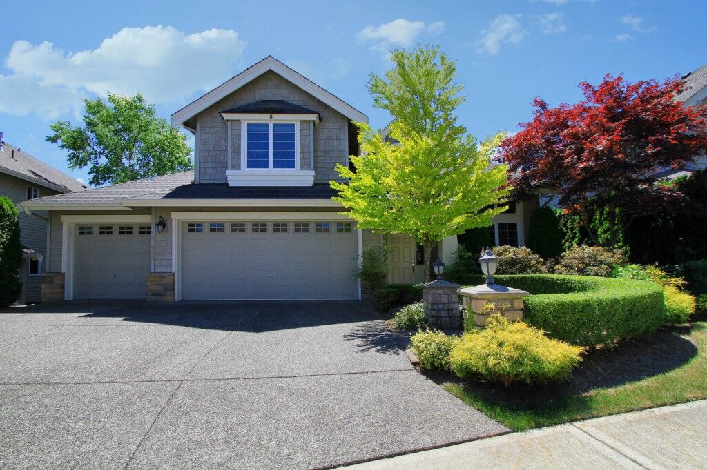 Property Photo: 17405 NE 116th Wy WA 98052
