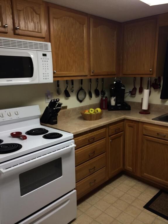 Property Photo:  13720 Queen NE Road  OH 43076 