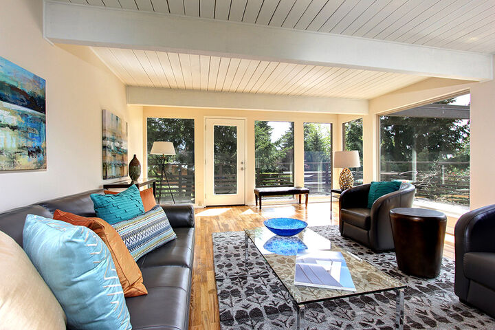 Property Photo: 11801 12th Avenue NW WA 98177