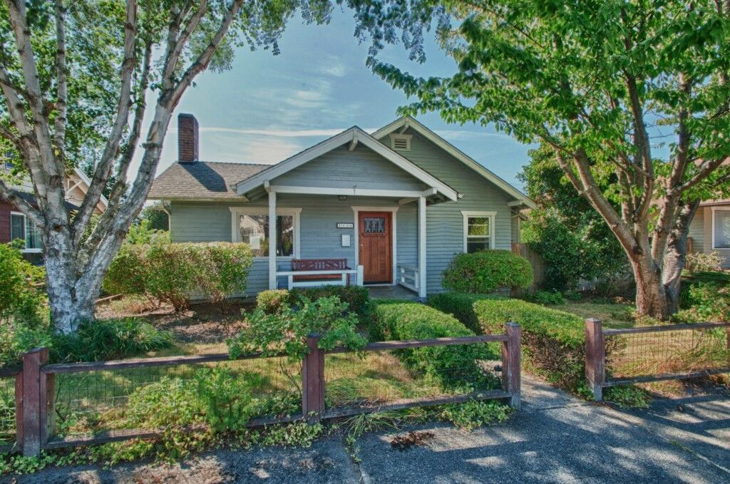 Property Photo: 1110 N Anderson St WA 98406