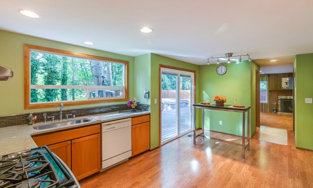 Property Photo: 10716 38th Ave NE WA 98271
