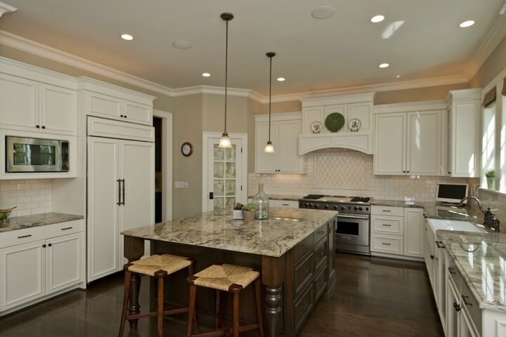 Property Photo: 10819 SE 25th Place WA 98004