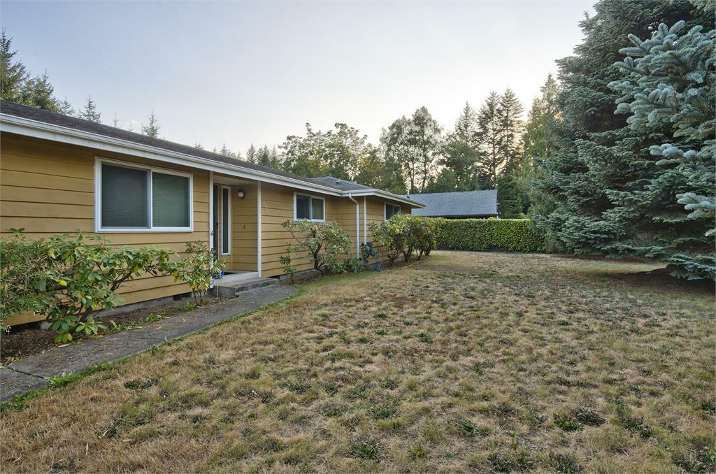 Property Photo:  4040 Dyes Inlet Rd NW  WA 98312 