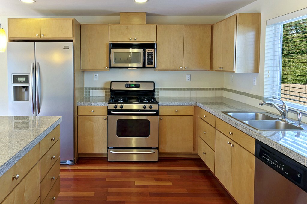 Property Photo: 9227 Ashworth Ave N B WA 98103