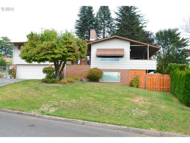 Property Photo:  4205 Center St  WA 98671 