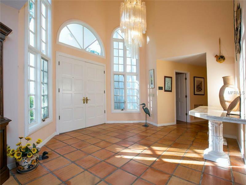 Property Photo:  447 Bird Key Drive  FL 34236 