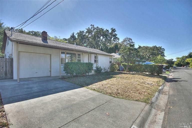 Property Photo:  667 Orange Avenue  CA 94945 