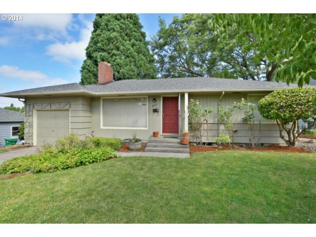 Property Photo: 4559 SW Idaho Dr OR 97221