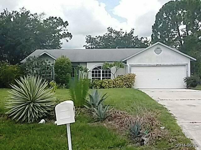 Property Photo:  2410 SW Dalpina Road  FL 34953 