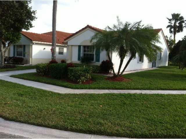 Property Photo:  6116 Floral Lakes Drive  FL 33484 