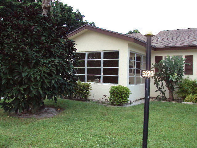 Property Photo:  5220 Nesting Way Apt B  FL 33484 