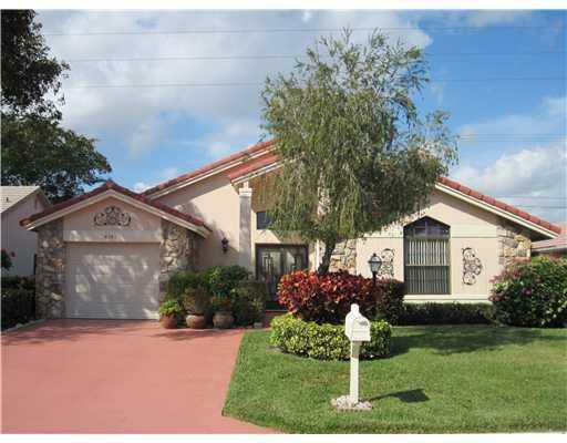 Property Photo:  8381 Leeway  FL 33436 