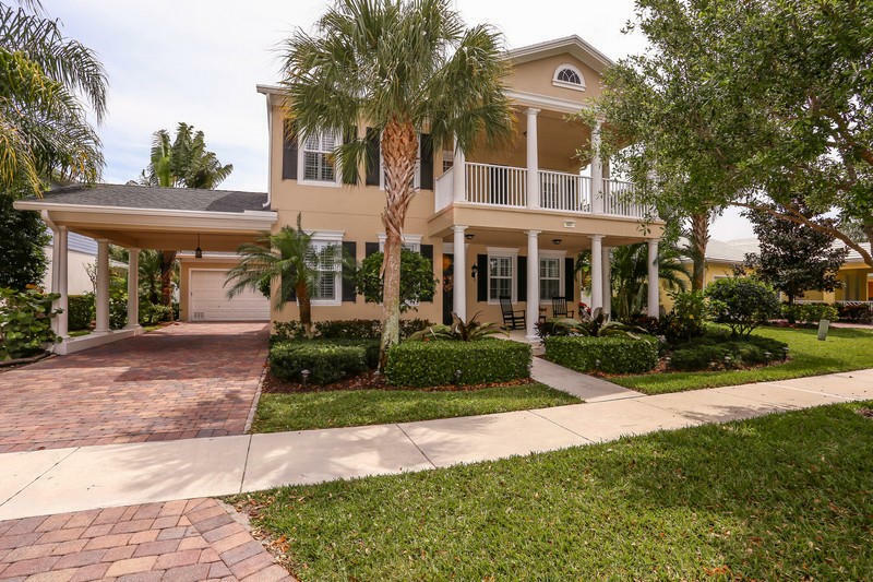 Property Photo:  437 Caravelle Drive  FL 33458 